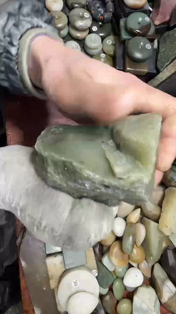 未镶嵌和田玉珠宝半成品1