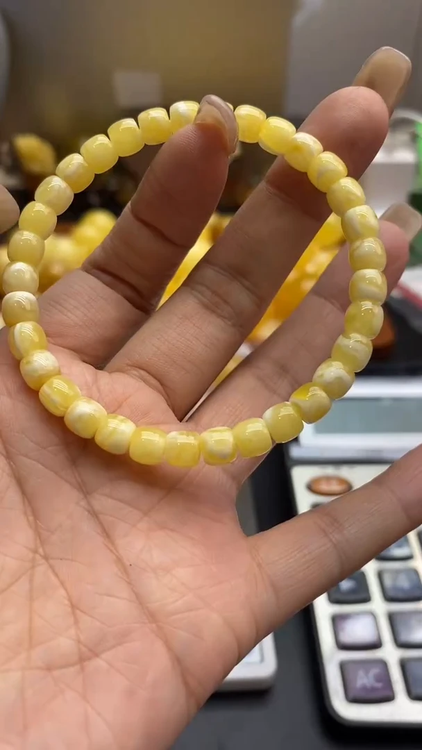 琥珀未镶嵌珠宝奇石122