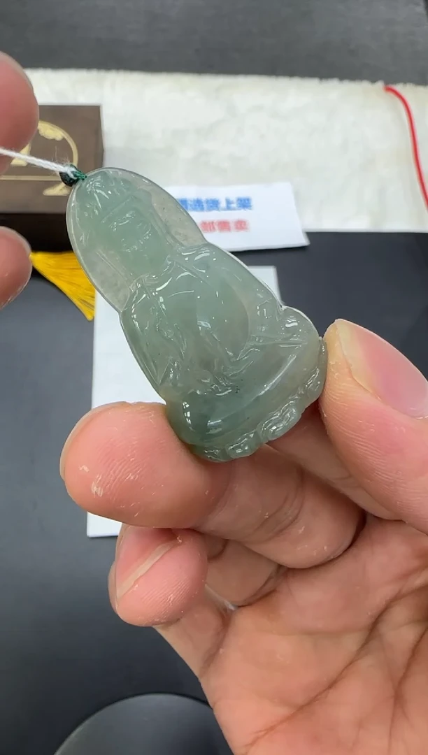 颈饰未镶嵌翡翠天然翡翠A货孤品一件