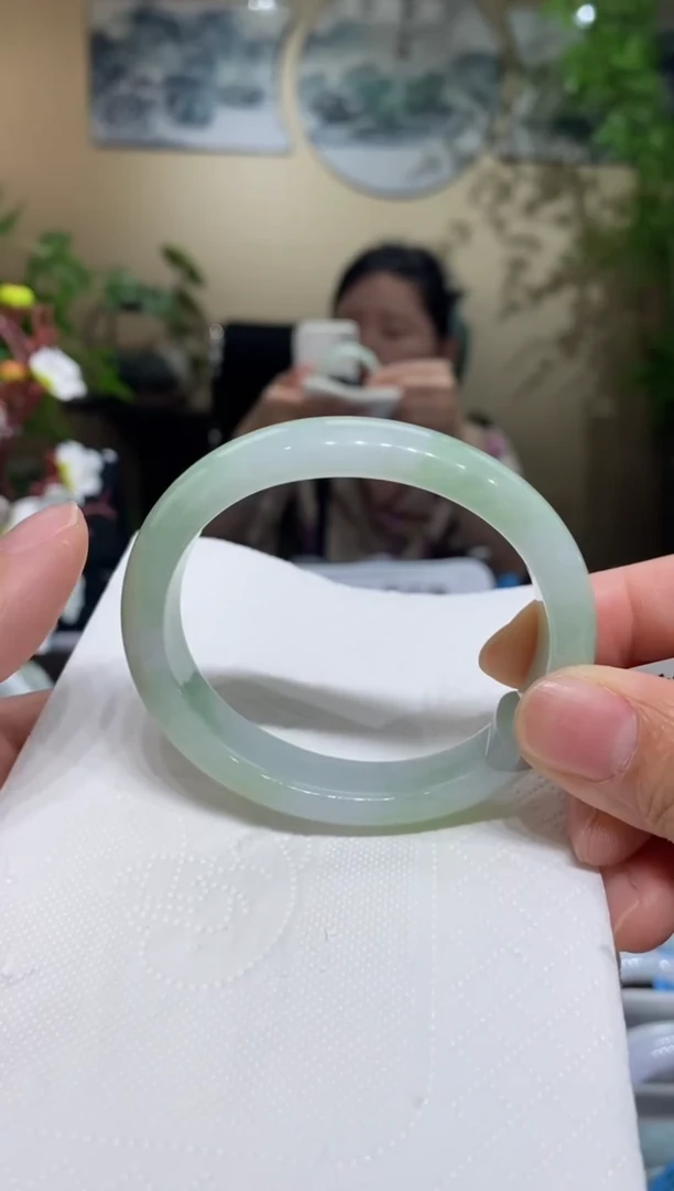 翡翠手镯未镶嵌翡翠51-52