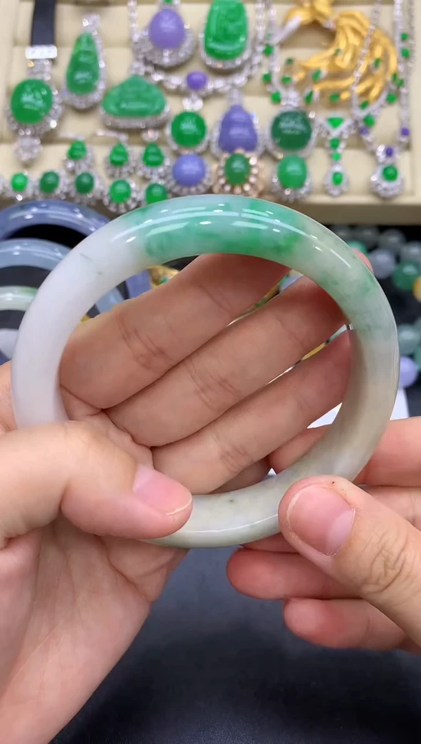 未镶嵌手镯翡翠103-中国好珍宝