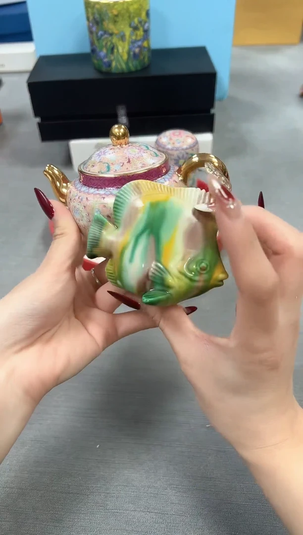 【闪购商品】瓷片新号开播不计成本欢迎点菜！