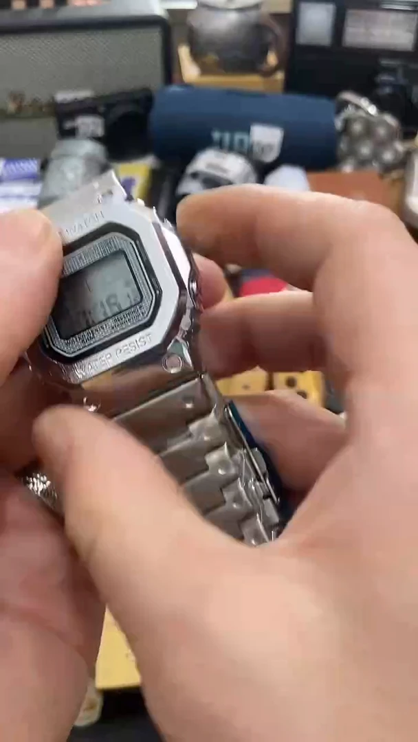 瓷片闪购商品  如图所示