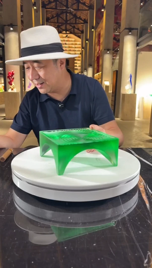 摆件祖母绿壶承艺术摆件