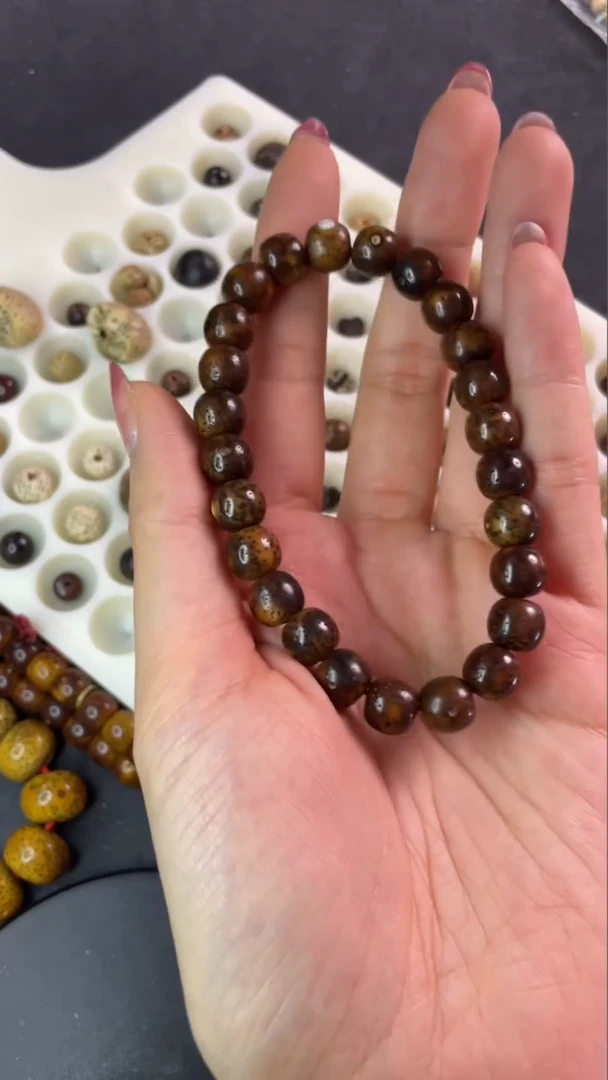 【闪购商品】星月菩提手串珀金桶珠9*8手串