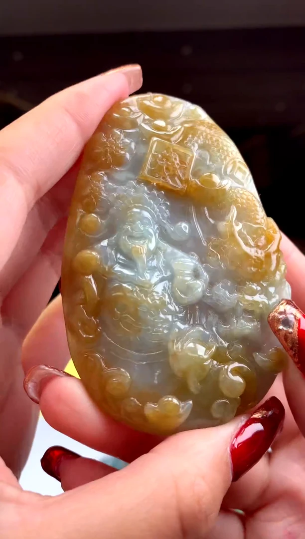 【闪购商品】定制翡翠未镶嵌天然A货翡翠挂件（拍一发一）