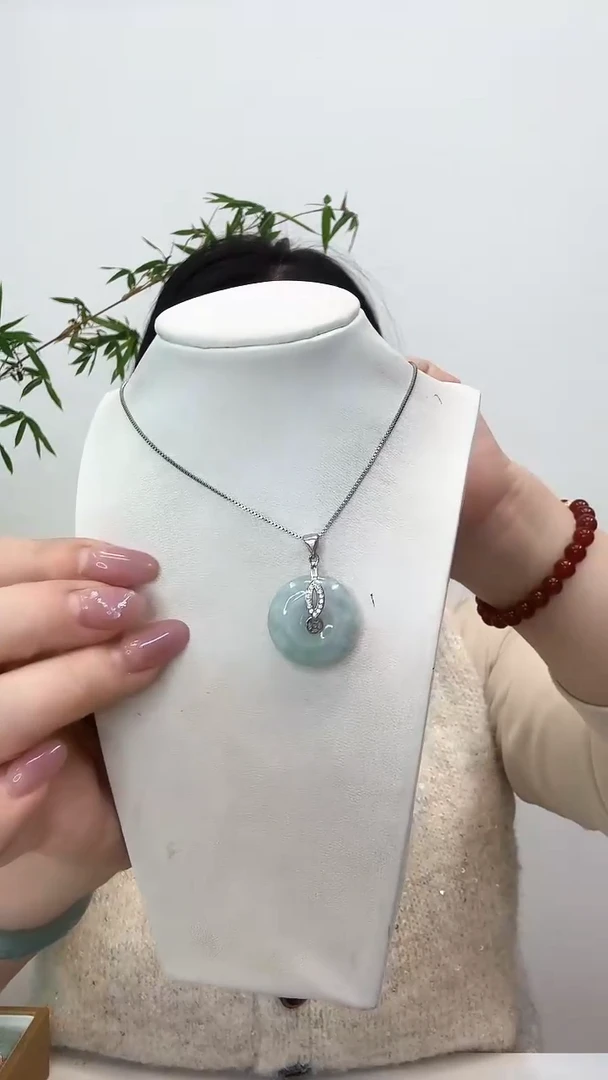 【闪购商品】翡翠颈饰未镶嵌平安扣赠合金链