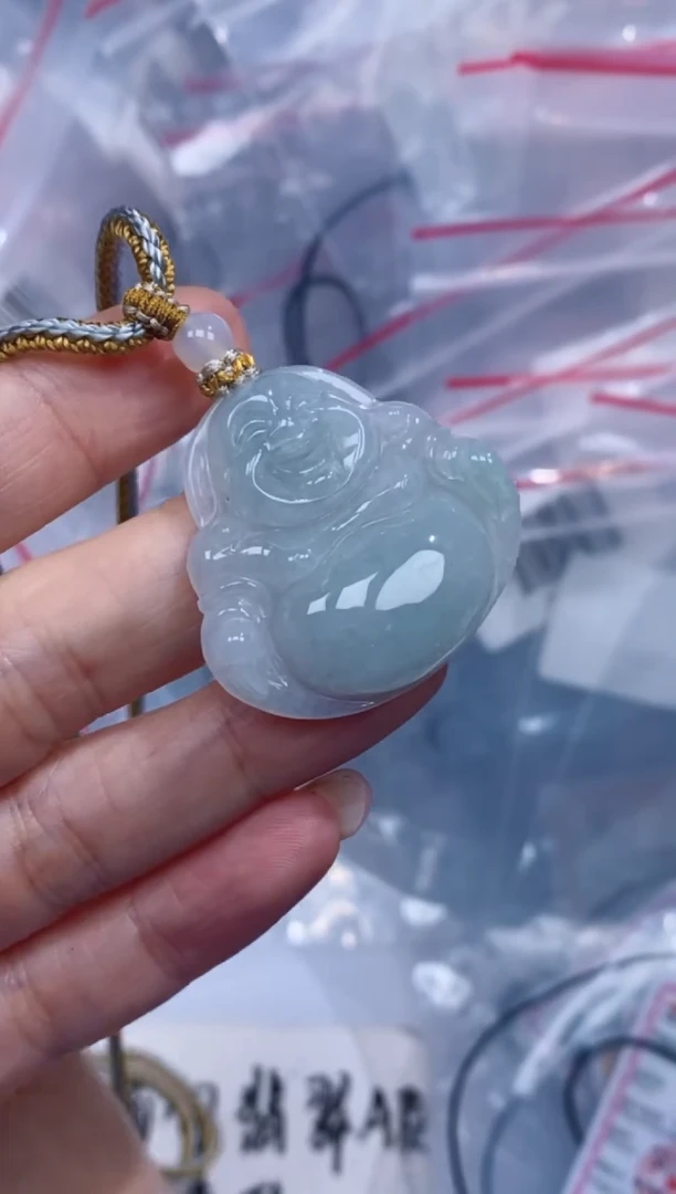 颈饰未镶嵌翡翠吊坠