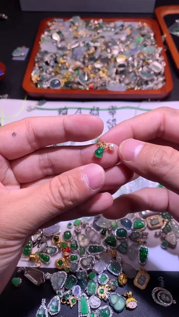 【闪购商品】翡翠吊坠(不含链)银S925镶嵌1