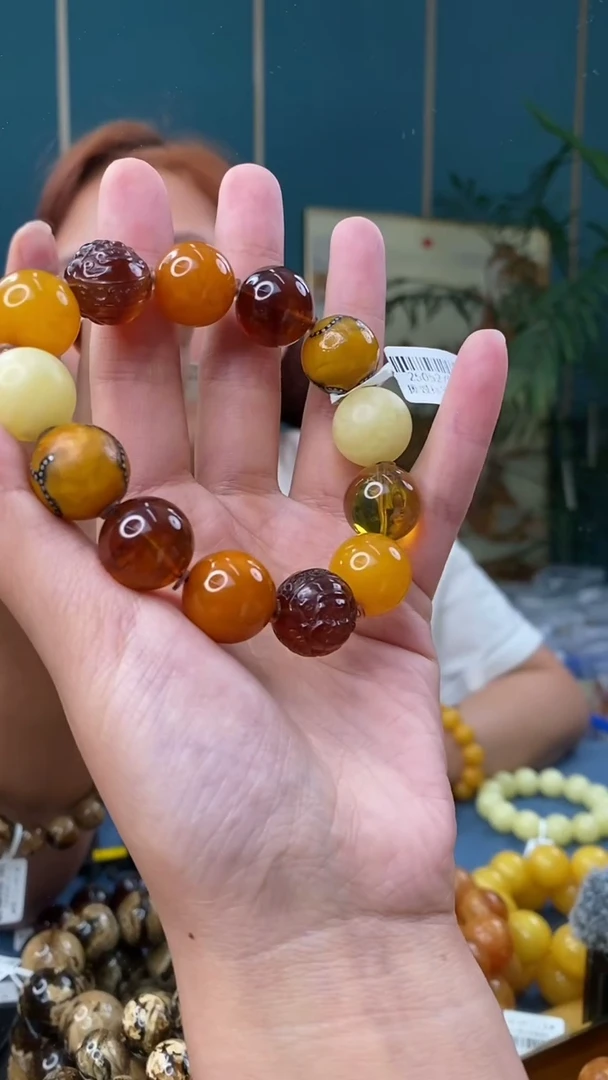 裸石琥珀未镶嵌8/31多样性发其一55