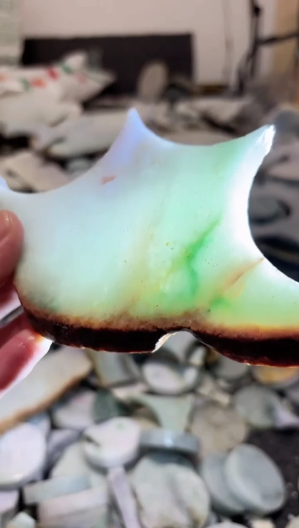 【闪购商品】翡翠颈饰未镶嵌A货吴玉286