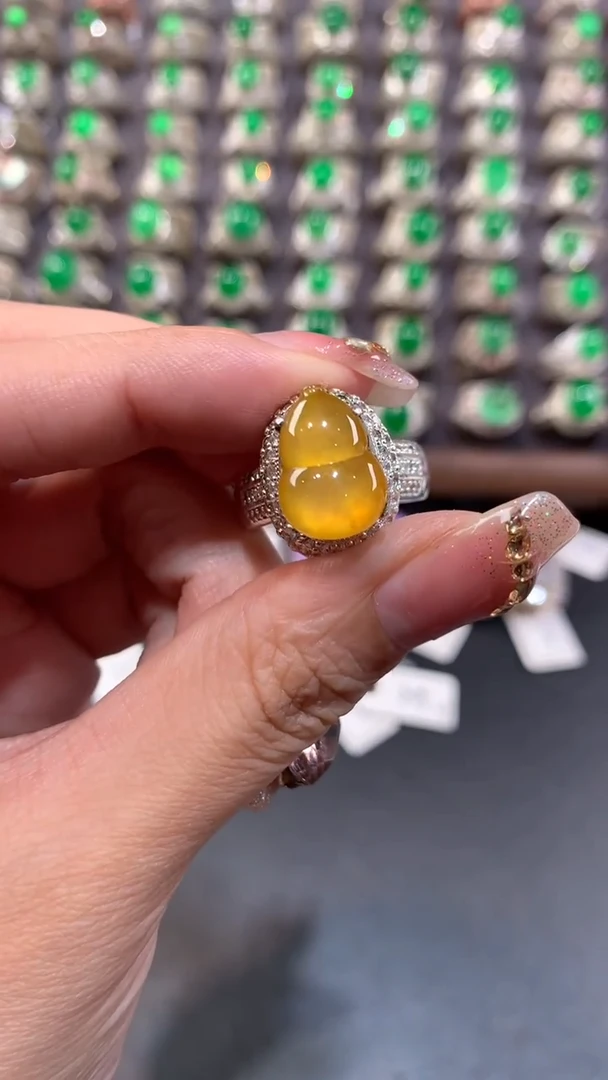 定制翡翠未镶嵌翡翠戒面
