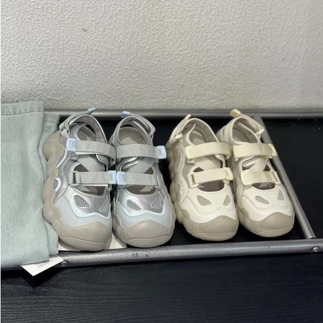 小众设计感运动休闲魔术贴凉鞋女厚底舒适百搭透气镂空丑萌鞋