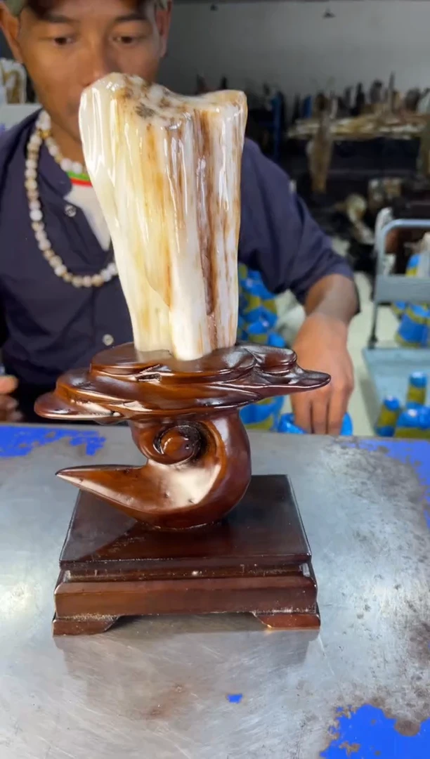 未镶嵌摆件硅化玉3