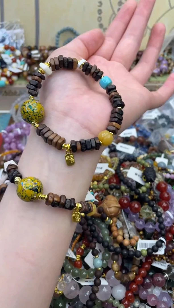 未镶嵌石英质玉手饰402