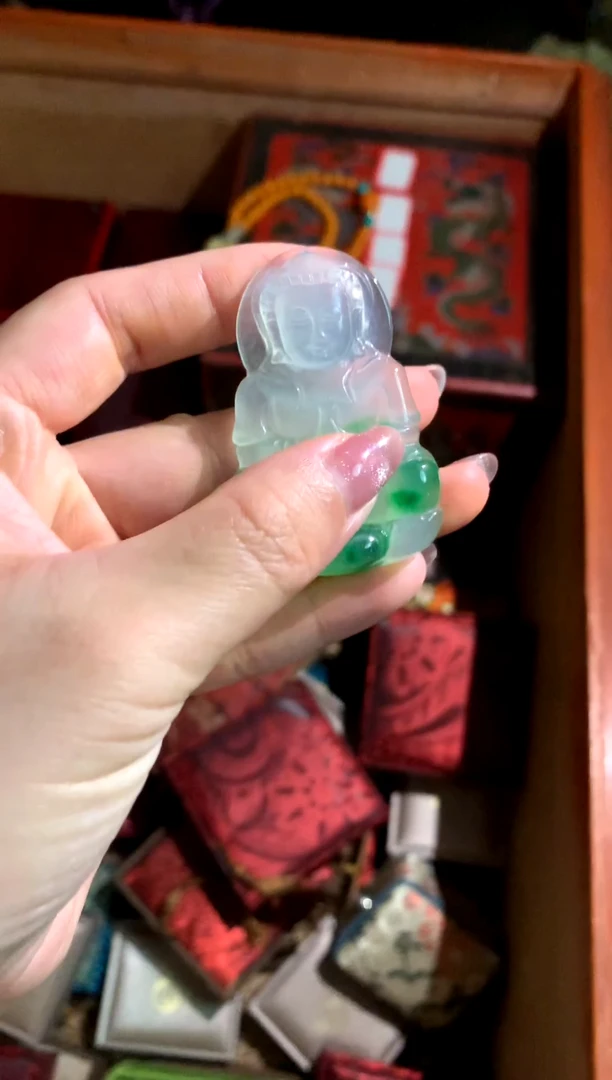 颈饰未镶嵌翡翠润玉潭精品专属摆件