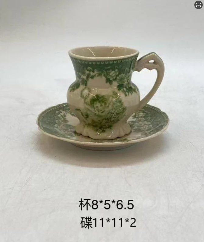 欧洲名画 cz  咖啡杯