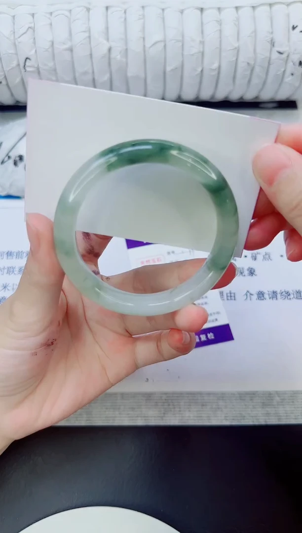 未镶嵌手镯石英质玉179/55