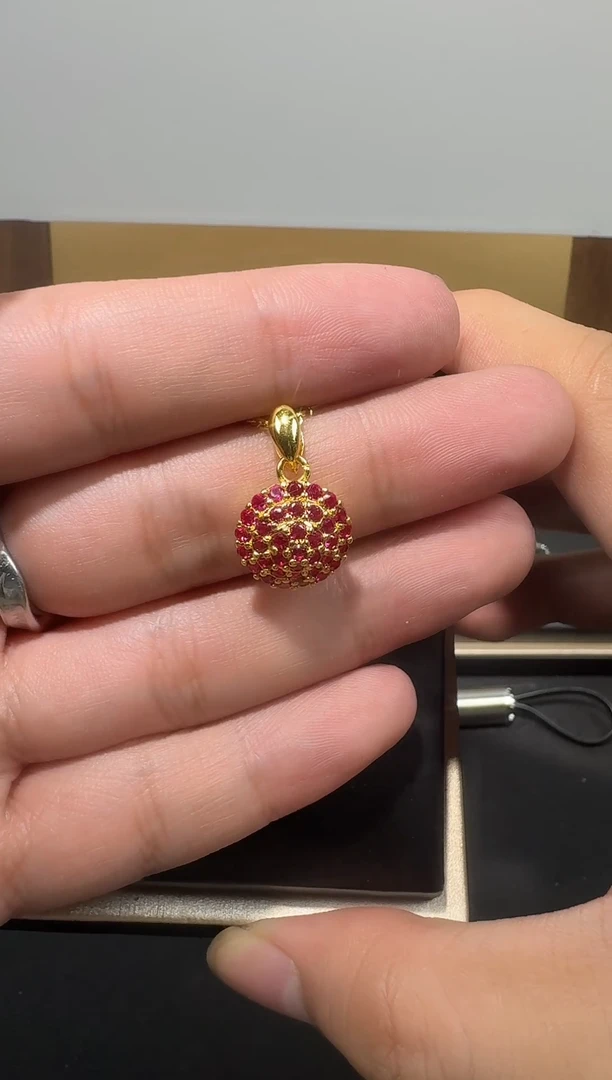 吊坠(赠链)18K金镶嵌红宝石020