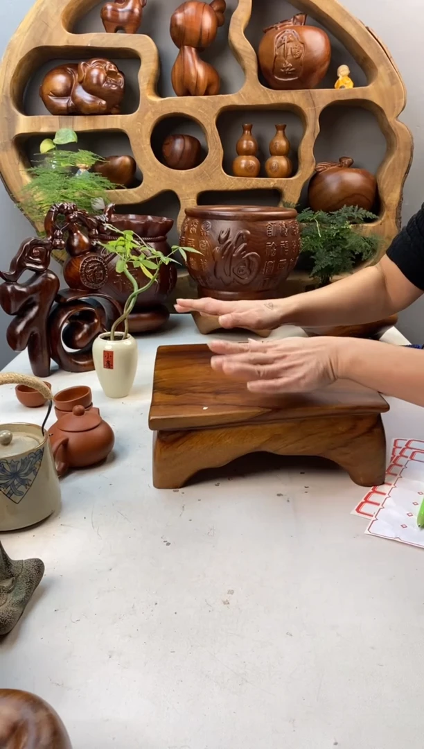 香樟木A12四足托盘/尺寸26*26*9