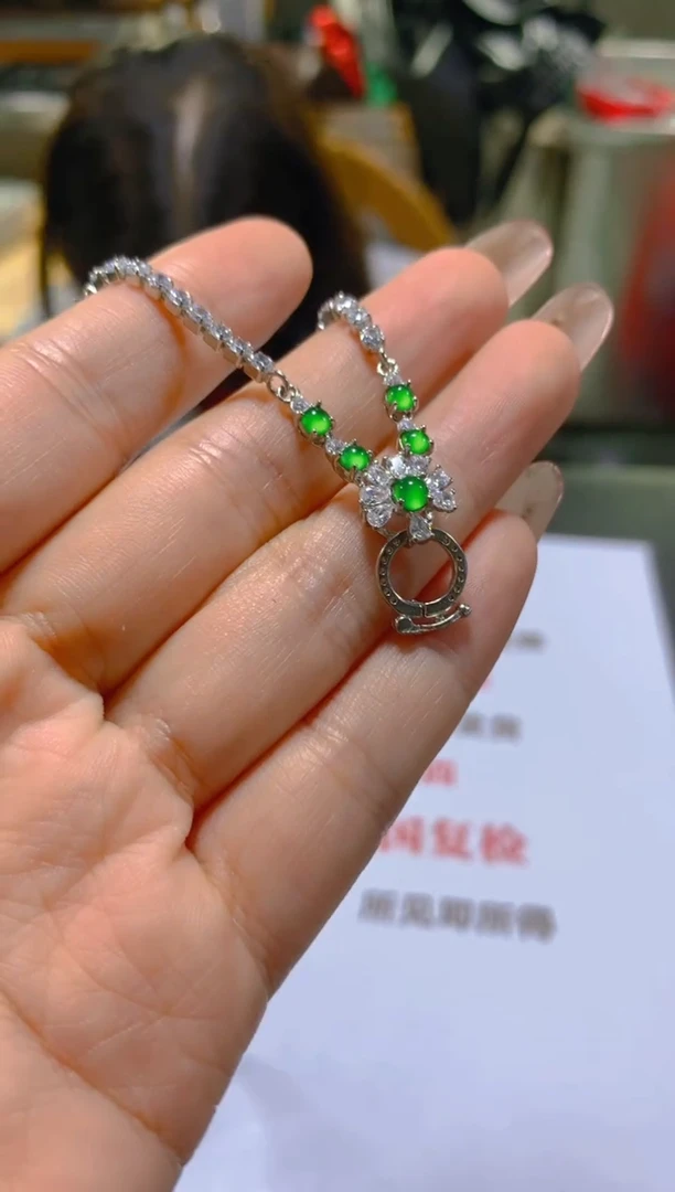 颈饰未镶嵌翡翠多样性发一