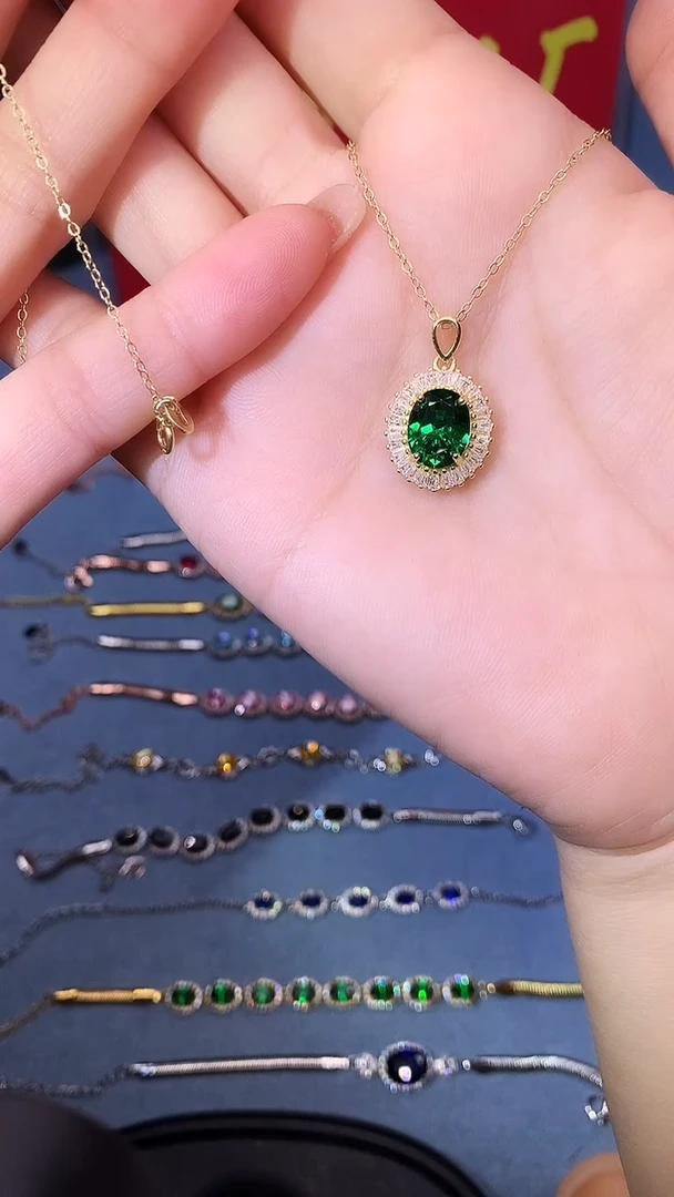 【闪购商品】透辉石吊坠银S925镶嵌111111