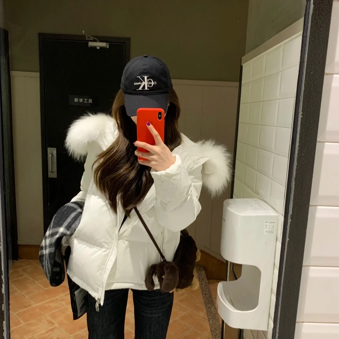 白色连帽短款羽绒服女冬季2025新款大毛领90白鸭绒小个子保暖外套