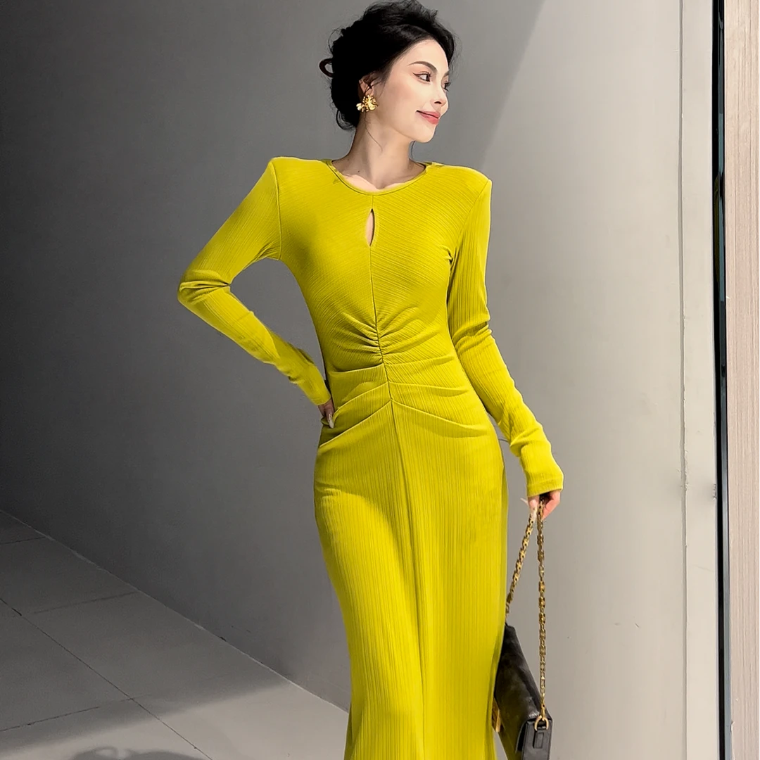 收腰气质时尚连衣裙新款长袖优雅长裙秋季百搭纯色直筒裙女装裙子