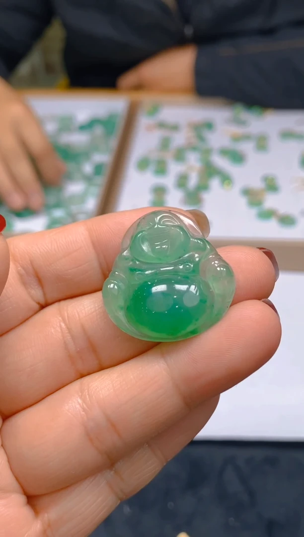 【闪购商品】石英质玉颈饰未镶嵌冰美人非洲翠A货，冰种