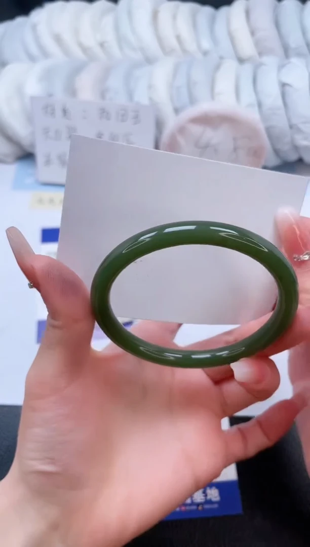 【闪购商品】石英质玉手镯未镶嵌湖水绿色差偏大介意勿拍T110-58