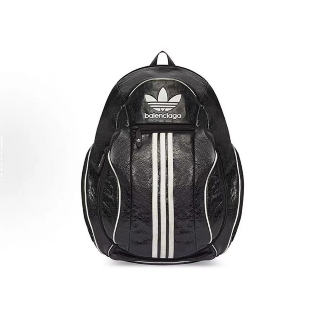 未使用 Balenciaga/巴黎世家 Adidas 联名 黑白做旧双肩包 小号