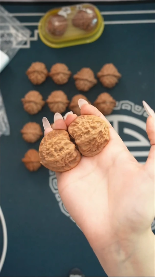 吊坠文玩核桃三角白42微修