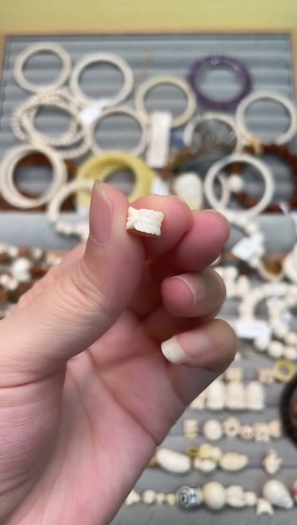 手串/手链/手镯猛犸象牙羽毛扣