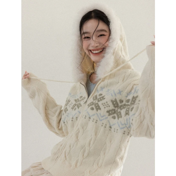 羊城故事费尔岛连帽甜美毛衣女针织上衣外套 Y2511x毛衣x805159