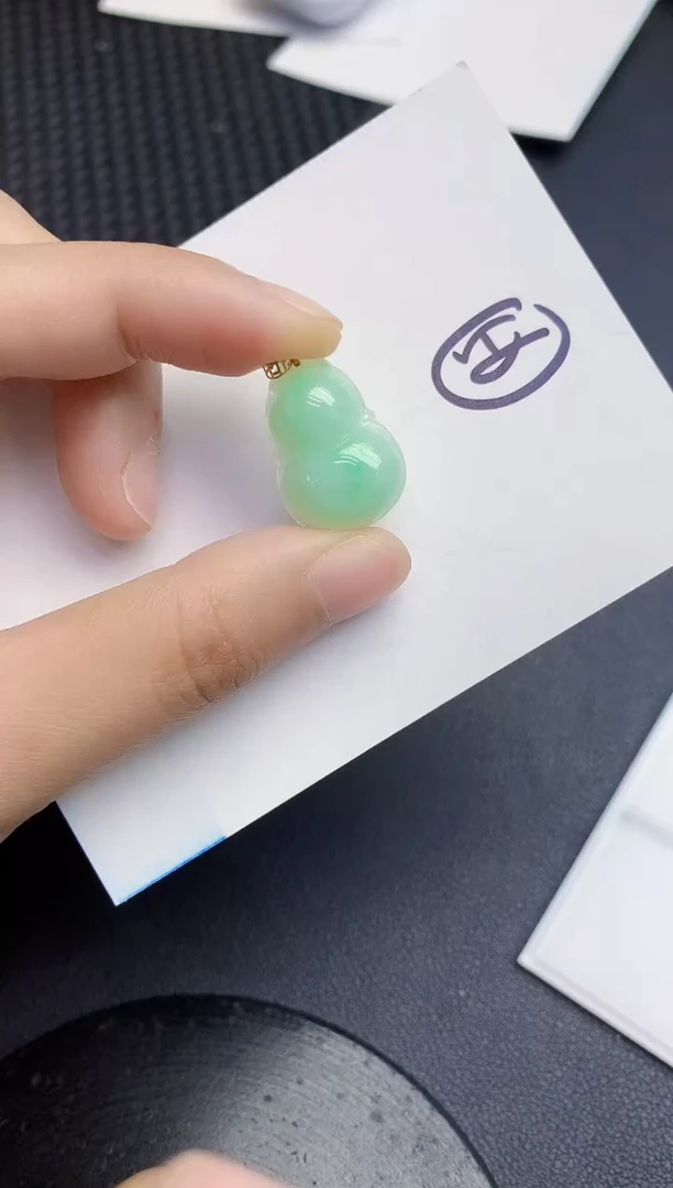 【闪购商品】翡翠颈饰18K金镶嵌000000000