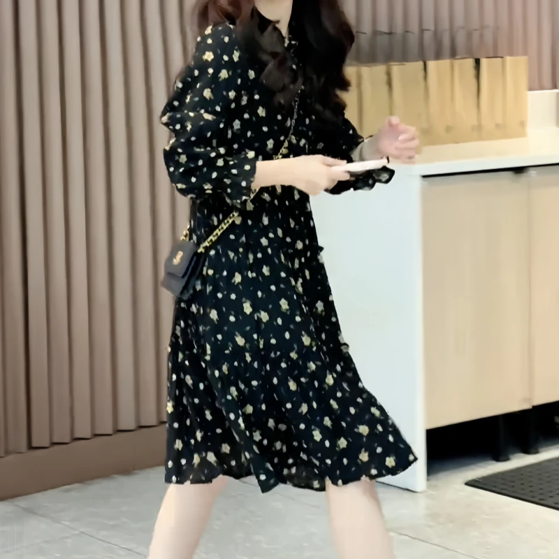 大码碎花连衣裙女早秋时尚风新款高级感胖mm宽松显瘦中长款连衣裙