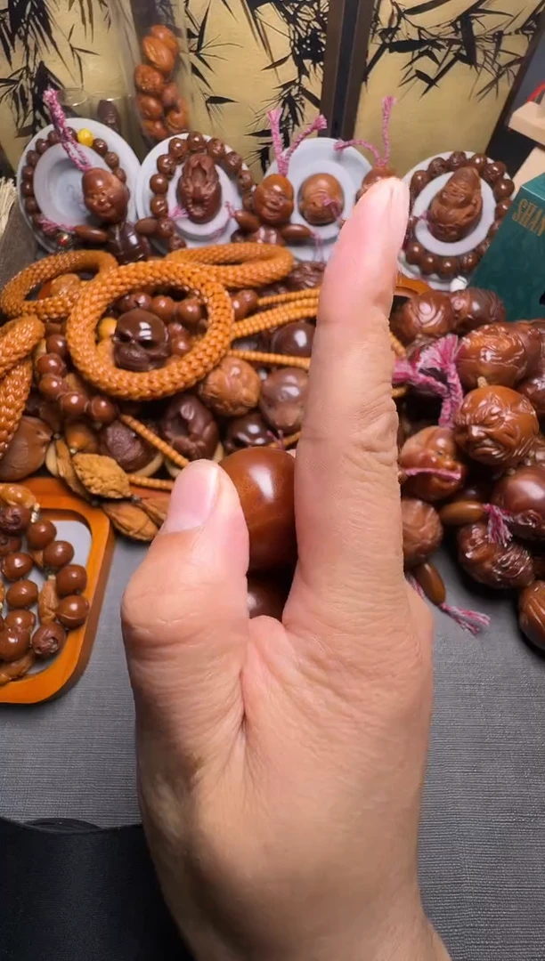 手串橄榄核冬**悦2个光珠