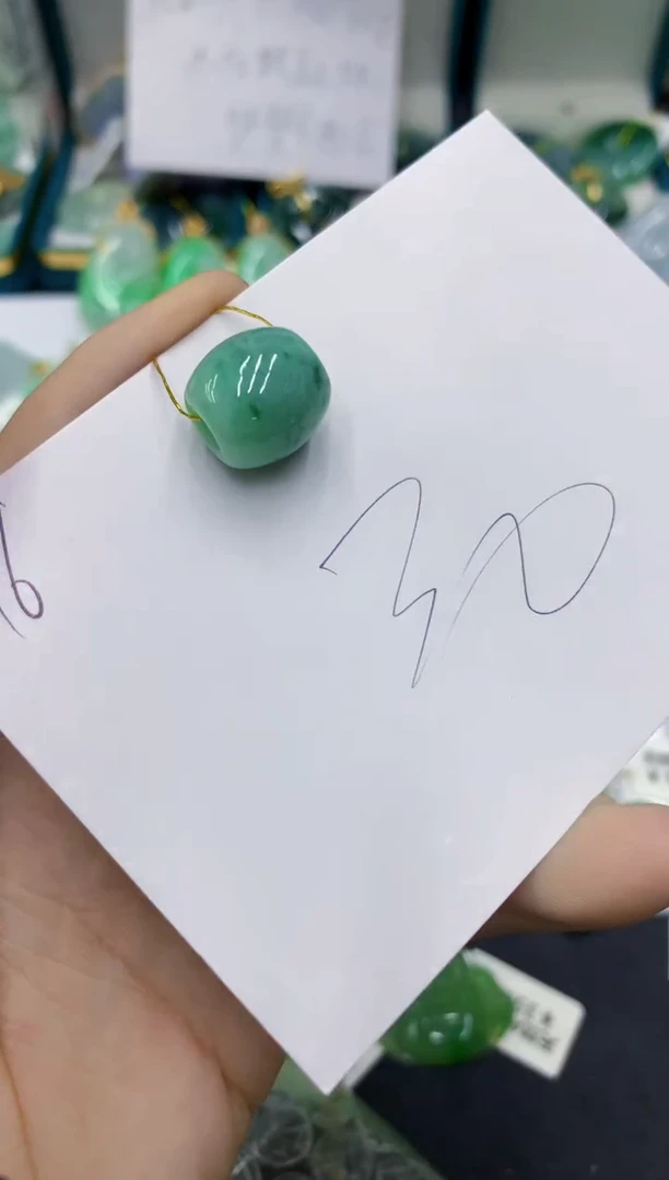 翡翠未镶嵌颈饰111111