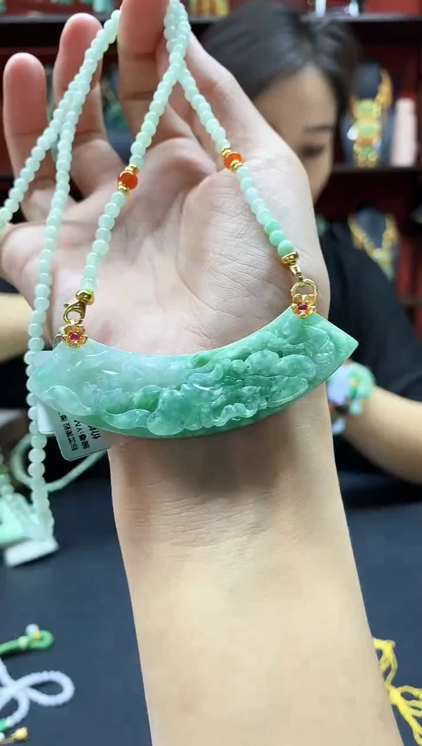 颈饰未镶嵌翡翠翡翠吊坠