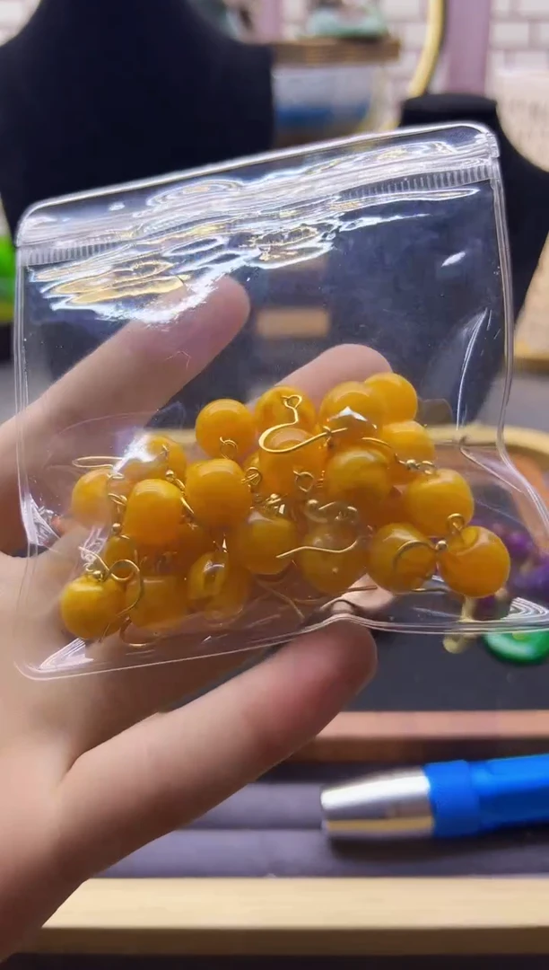 【闪购商品】蜜蜡耳饰14K金镶嵌E01