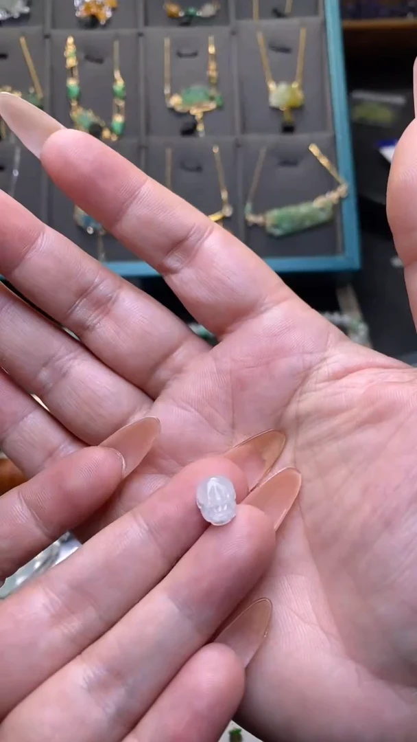 颈饰未镶嵌翡翠净货38624