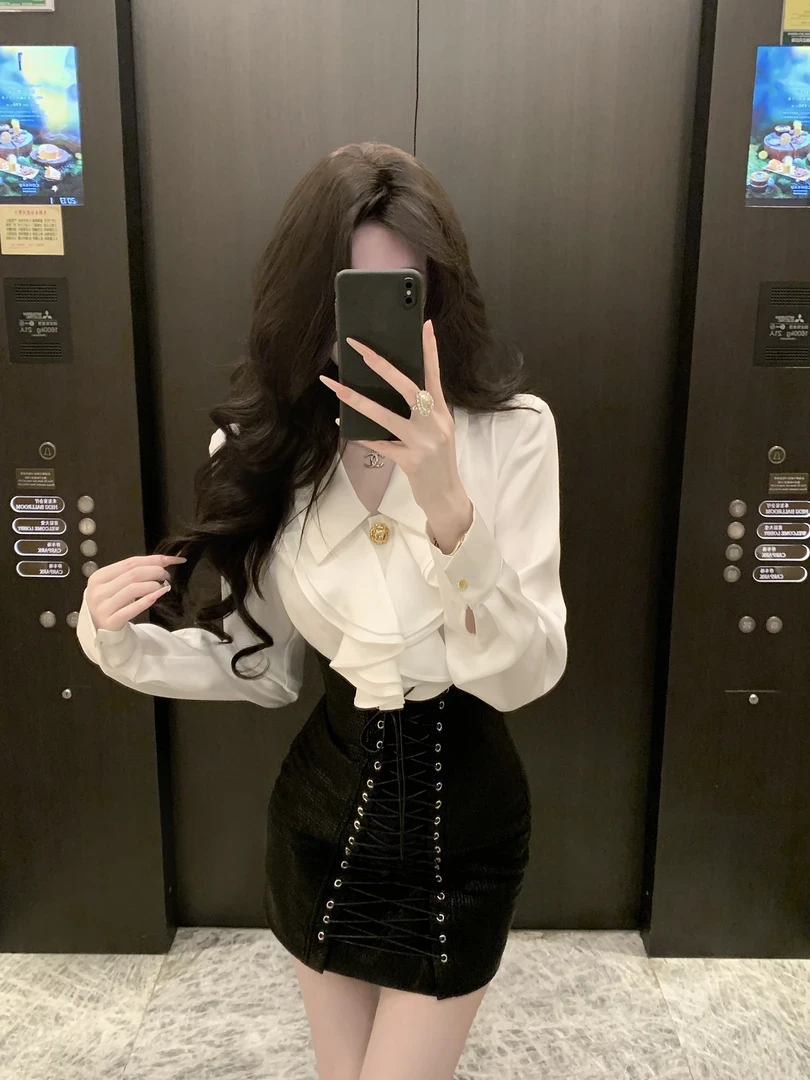 温莎贵族 克拉巴特领结轻奢高级优雅贵气白色衬衫设计感长袖上衣