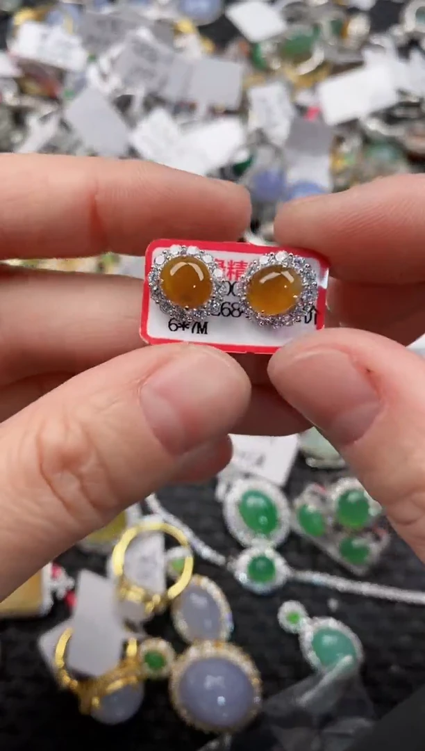 银S925镶嵌戒指翡翠666               4