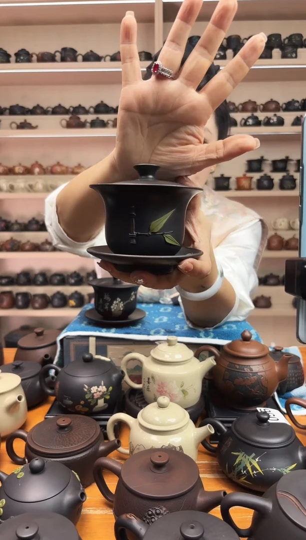 壶堆雕绿竹三才盖碗