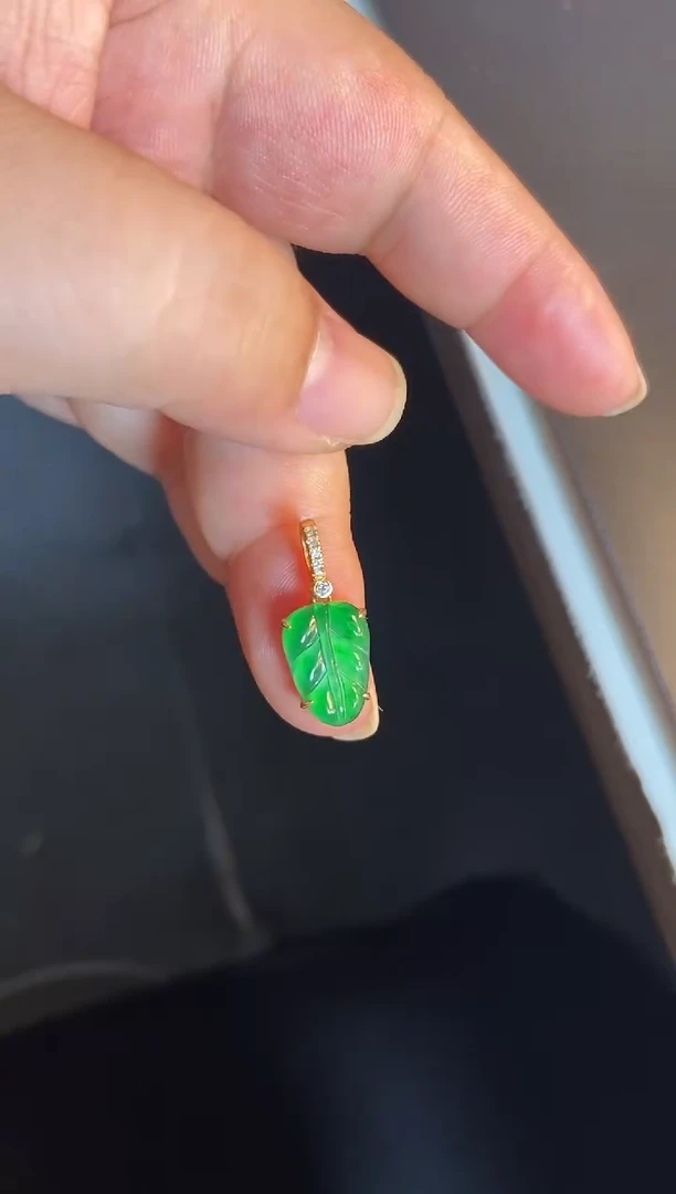 吊坠(不含链)银S925镶嵌翡翠P****n1