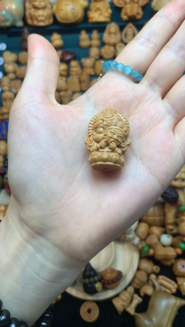 【闪购商品】檀香木...............