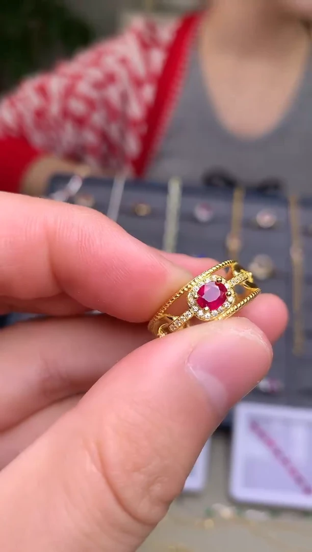 银S925镶嵌戒指红宝石戒指