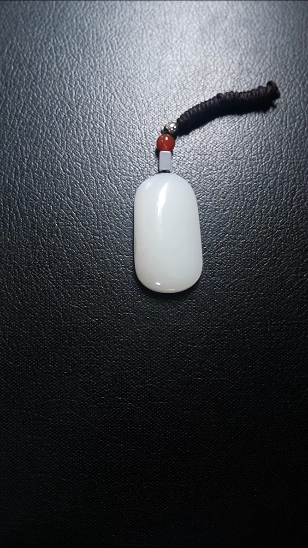 颈饰未镶嵌和田玉无事牌