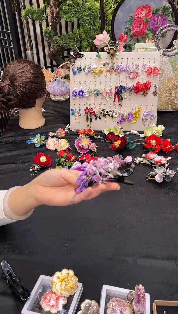 织绣念?非遗手工苏绣饰品