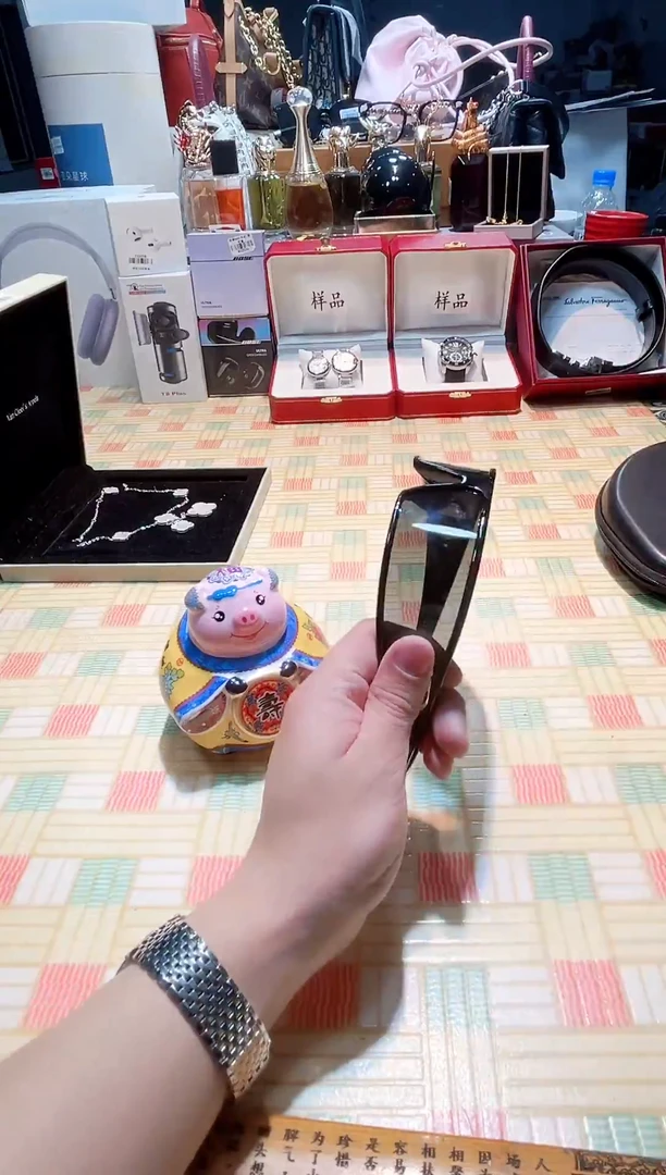 瓷片瓷器 库房到期 全部地板价@@1